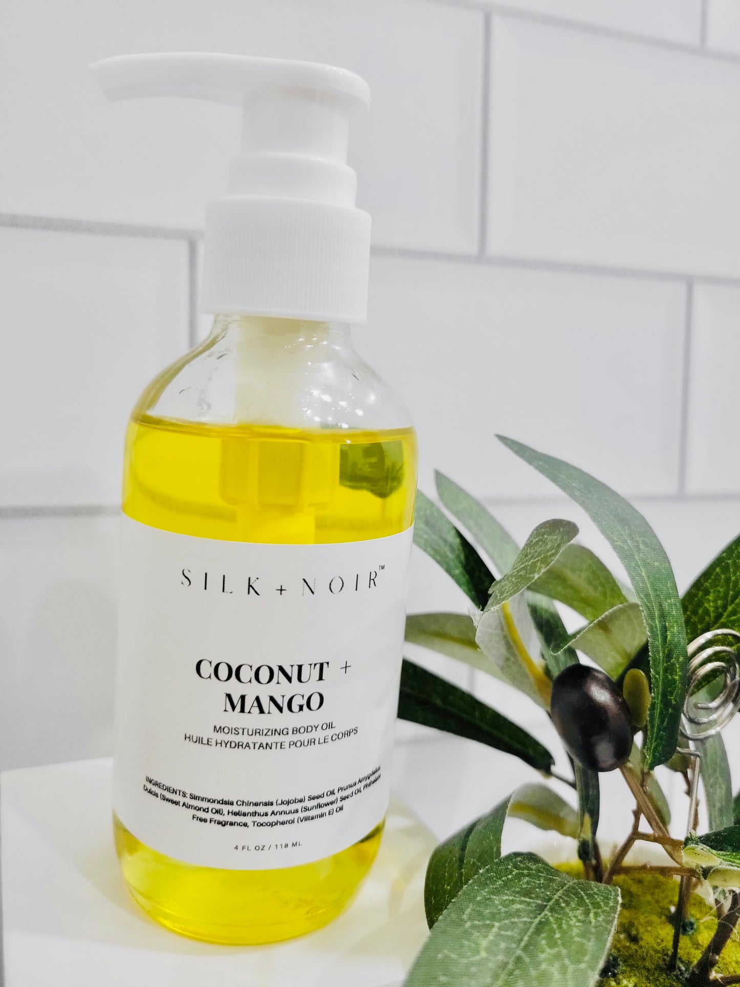 Coconut Mango Moisturizing Oil